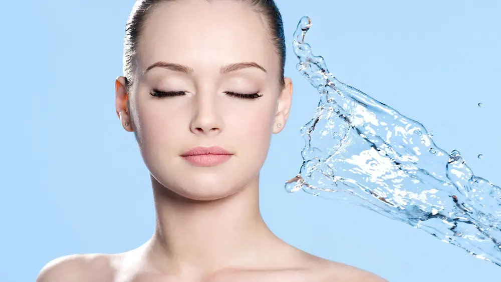 bienfaits acide hyaluronique pour la peau expliqués dans notre guide complet.