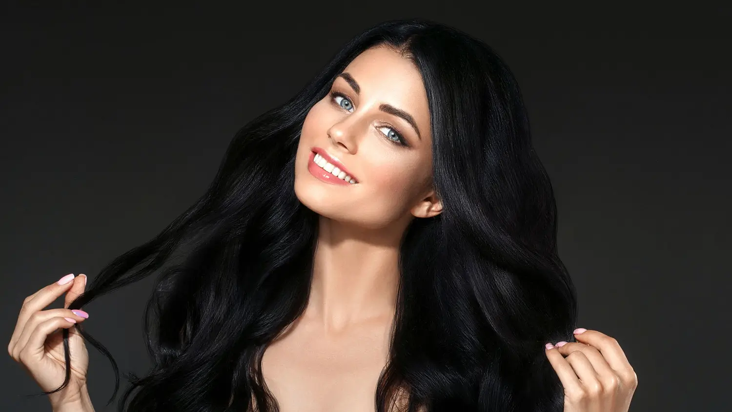 Avis Mihi HH Hair Help : la routine anti-chute complète avec shampooing, baume et huile à la racine de bardane.