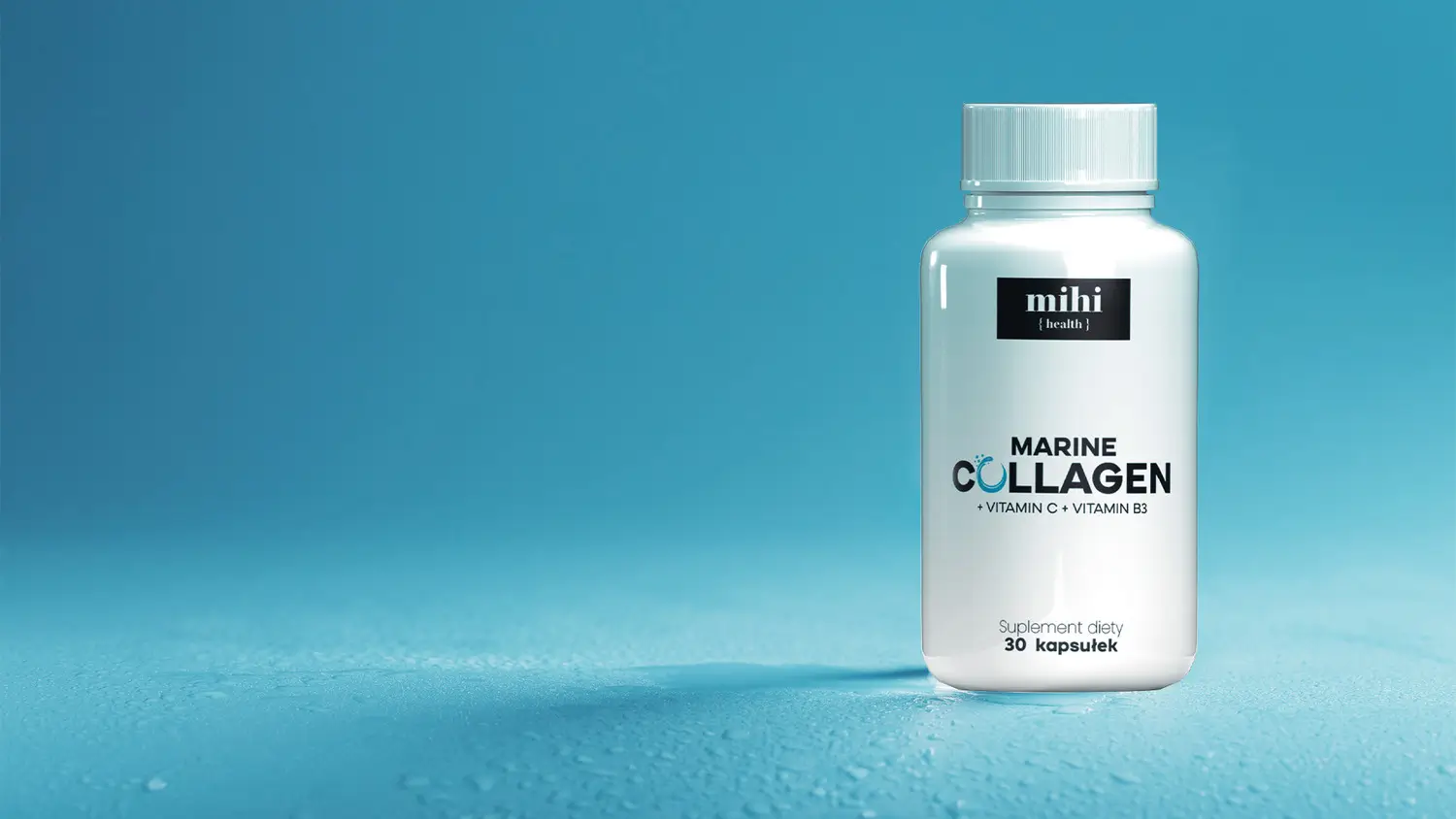 Femme souriante montrant les bienfaits du collagène sur sa peau éclatante, avec des icônes de vitamine C.